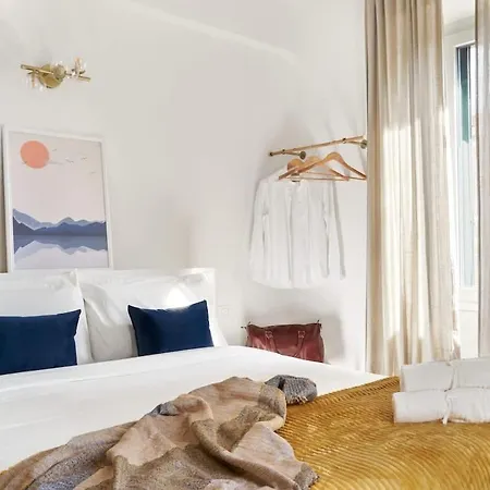 La Maison Blue, Between Portello-fiera-mico-citylife